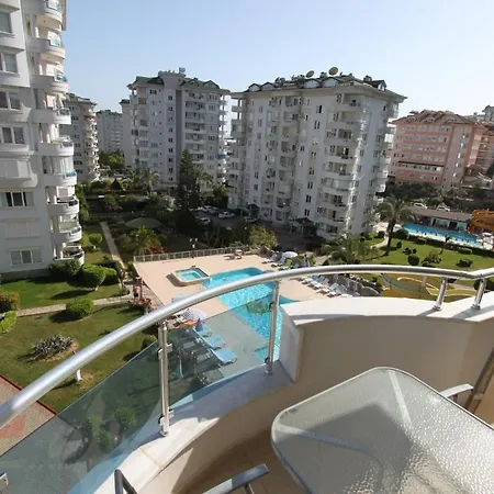 Banana B Alanya